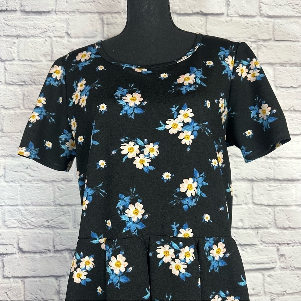 LulaRoe Black Floral Fit and Flare Short Sleeve Dress Size 3XL